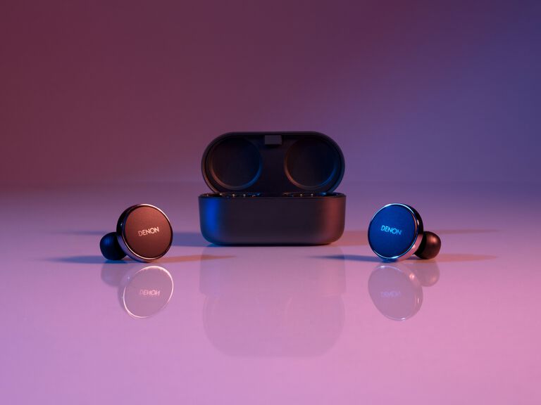 Denon PerL Pro, Black, dynamic